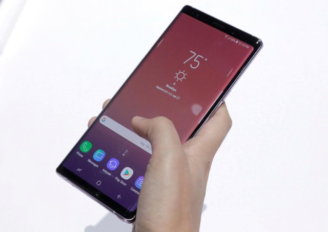 Samsung Galaxy X và Galaxy S10 sẽ có màn hình tự lành vết xước, chống bám bẩn trong tương lai? - Ảnh 1.