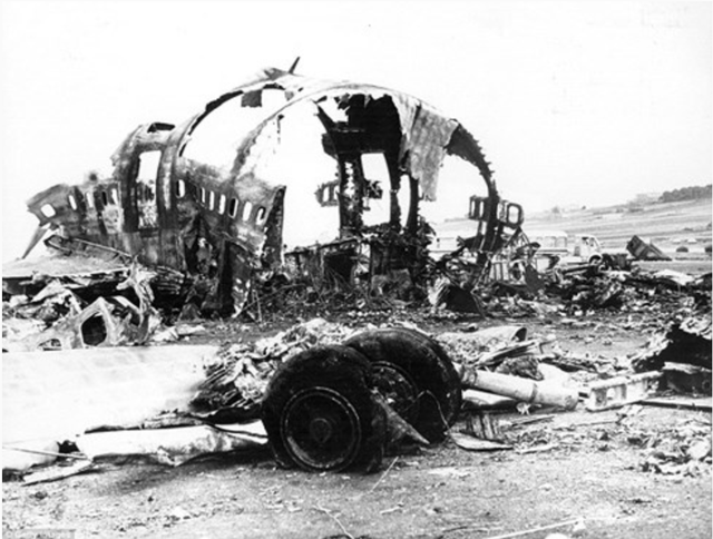 8 vụ tai nạn hàng không thảm khốc bắt nguồn từ sai lầm tưởng chừng rất nhỏ nhặt của phi hành đoàn - Ảnh 6.