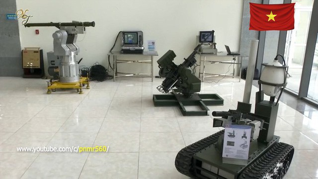 Cận cảnh robot chiến đấu tự hành Made in Việt Nam: không sợ thời tiết khắc nghiệt, tự động sử dụng vũ khí tiêu diệt mục tiêu - Ảnh 1. Cận cảnh robot chiến đấu tự hành Made in Việt Nam: không sợ thời tiết khắc nghiệt, tự động sử dụng vũ khí tiêu diệt mục tiêu - Ảnh 1.