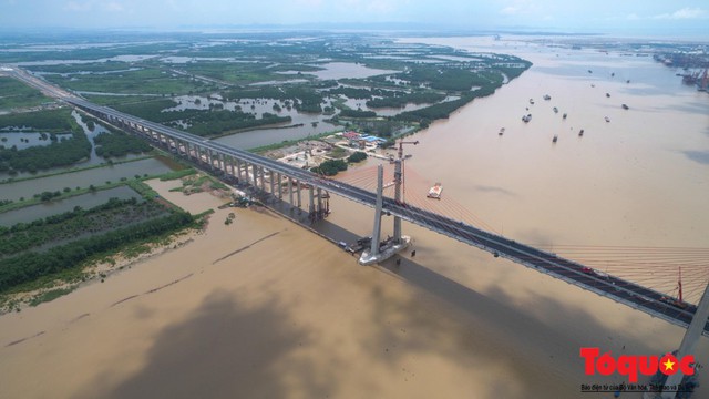 Cận cảnh cây cầu “made in Việt Nam” hơn 7.000 tỷ nối Quảng Ninh với Hải Phòng - Ảnh 2.