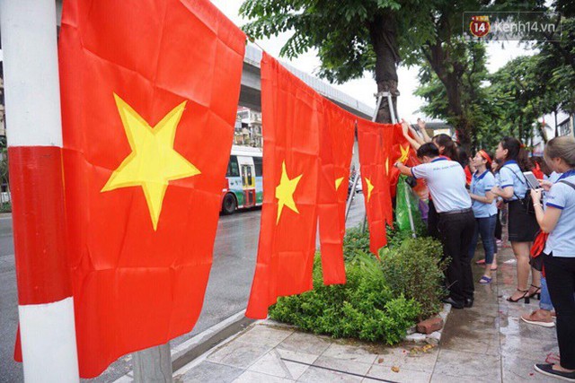 Olympic Việt Nam bị dẫn trước 1 - 0, người hâm mộ cả nước vẫn vững niềm tin chiến thắng - Ảnh 13.