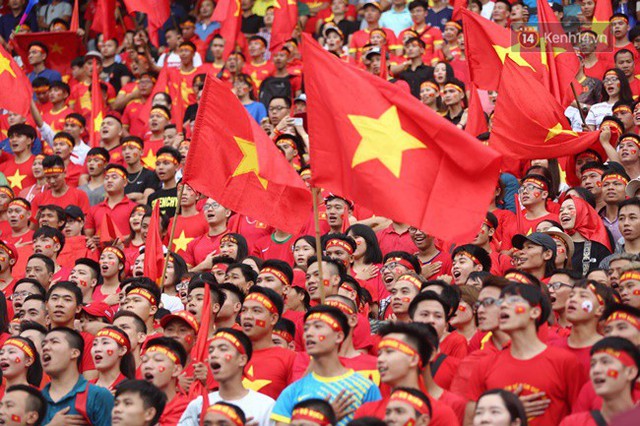 Olympic Việt Nam bị dẫn trước 1 - 0, người hâm mộ cả nước vẫn vững niềm tin chiến thắng - Ảnh 7.
