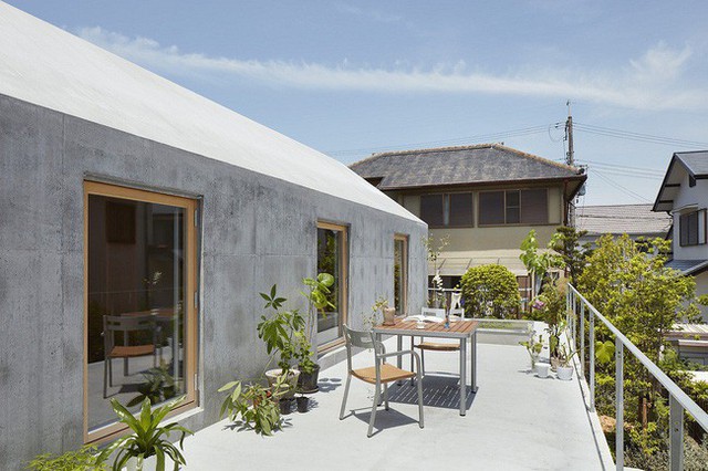  Ngôi nhà bình dị ở vùng quê của vợ chồng người Nhật có thiết kế đơn giản nhưng cực thông minh - Ảnh 11.