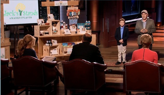 Chân dung cậu bé 10 tuổi lên Shark Tank gọi được 50.000 USD cho startup bán nước chanh với tham vọng sớm lọt top Forbes Under 30 - Ảnh 2.