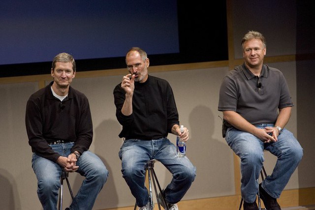 Tiết lộ cuộc đời vị thuyền trưởng Apple: Từng suýt hiến gan cho Steve Jobs, sự nghiệp đi đâu cũng làm chức to - Ảnh 8.