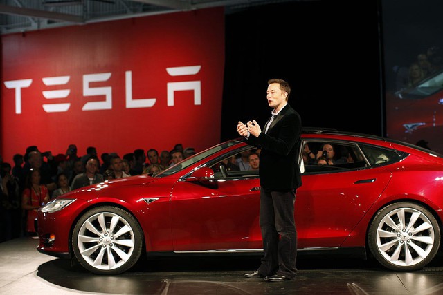 đầu tư giá trị - Tại sao Elon Musk lại muốn mua lại toàn bộ Tesla - photo đầu tư giá trị - 2 1533703381306706661900 - Tại sao Elon Musk lại muốn mua lại toàn bộ Tesla