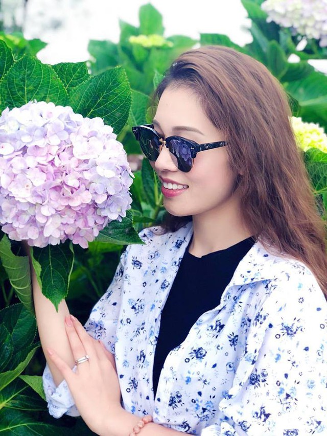 Cuộc sống hạnh phúc, nhiều màu sắc của cô vợ trẻ xinh đẹp chiếm giữ trái tim Shark Hưng sau gần nửa năm về chung nhà - Ảnh 2. Cuộc sống hạnh phúc, nhiều màu sắc của cô vợ trẻ xinh đẹp chiếm giữ trái tim Shark Hưng sau gần nửa năm về chung nhà - Ảnh 2.