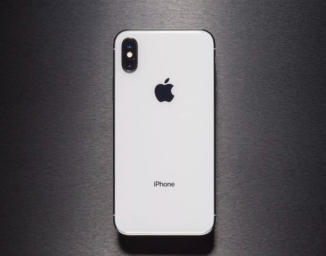 Bộ 3 iPhone mới đã lộ giá: iPhone giá rẻ 699 USD, iPhone Xs là 799 USD và iPhone Xs Max là 999 USD - Ảnh 3.