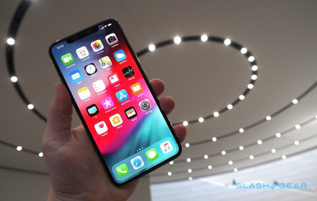 Ảnh cận cảnh bộ đôi iPhone Xs và Xs Max Apple vừa trình làng - Ảnh 1.