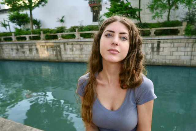 Nữ Vlogger Mỹ kể lại ký ức kinh hoàng khi bị quấy rối tình dục trong chuyến du lịch Ấn Độ - Ảnh 2.