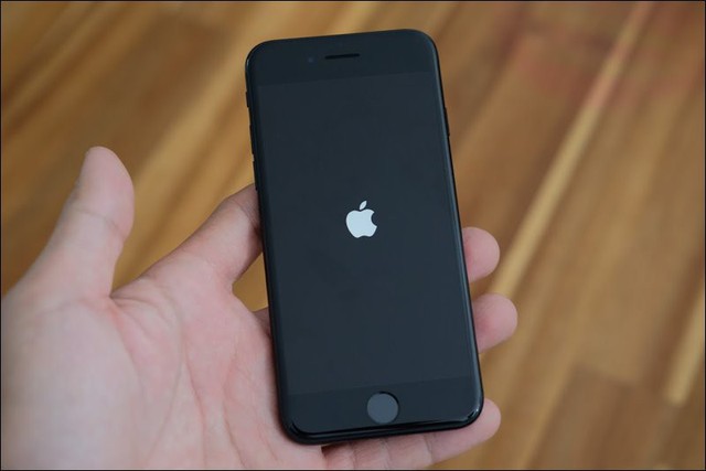 đầu tư giá trị - Tại sao đồ Apple đắt như vậy? Có đáng không? - photo đầu tư giá trị - photo 1 153714737212237579264 - Tại sao đồ Apple đắt như vậy? Có đáng không?
