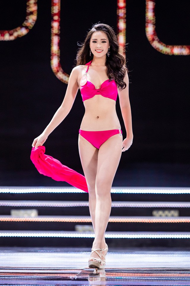 Người đẹp 18 tuổi Trần Tiểu Vy đánh bại 43 thí sinh, đăng quang Hoa hậu Việt Nam 2018 - Ảnh 40.