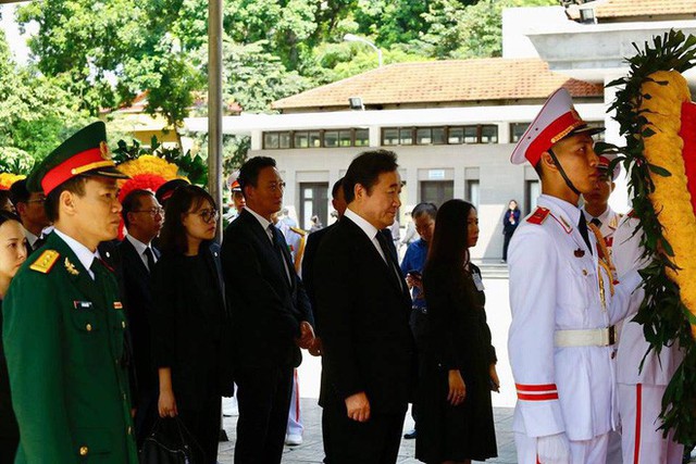 Lễ viếng Chủ tịch nước Trần Đại Quang - Ảnh 5.