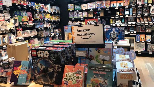  Cận cảnh cửa hiệu bán lẻ truyền thống Amazon vừa mở ở New York - Ảnh 2.