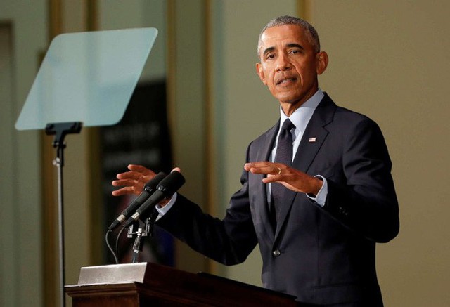 Ông Obama trở lại chính trường Mỹ với bài phát biểu đanh thép đầy ẩn ý - Ảnh 1. Ông Obama trở lại chính trường Mỹ với bài phát biểu đanh thép đầy ẩn ý - Ảnh 1.