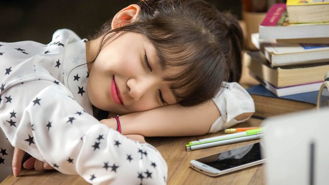  Ngủ trưa rất tốt cho tim cùng nhiều lợi ích khác nhưng còn tùy thuộc vào thời gian bạn ngủ bao lâu - Ảnh 2.