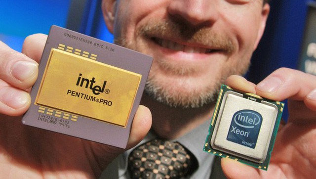 Năm 1994, Intel đã từng thu hồi một số lượng lớn chip xử lý bị lỗi và biến chúng thành móc chìa khóa với lời nhắn của CEO để vượt qua khủng hoảng - Ảnh 1.