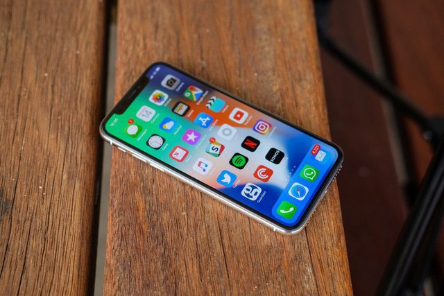 Ming-Chi Kuo: iPhone X ế ẩm, Apple khai tử bộ ba iPhone 2017 vào mùa hè năm nay - Ảnh 1.