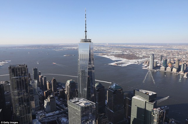 Sau trận bão tuyết kinh hoàng, thành phố New York hoang tàn, ảm đạm như trong phim Ngày Tận Thế - Ảnh 12.