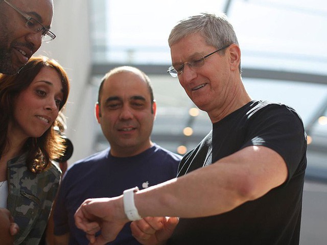 Một ngày của Tim Cook - người mang về 102 triệu USD trong năm 2017 - Ảnh 3. Một ngày của Tim Cook - người mang về 102 triệu USD trong năm 2017 - Ảnh 3.