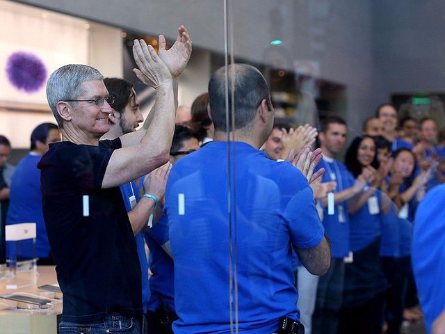 Một ngày của Tim Cook - người mang về 102 triệu USD trong năm 2017 - Ảnh 8. Một ngày của Tim Cook - người mang về 102 triệu USD trong năm 2017 - Ảnh 8.
