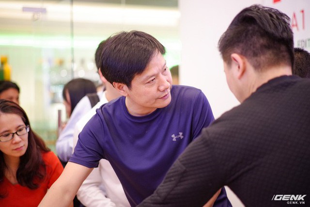 CEO Xiaomi Lei Jun thăm Việt Nam: Nức nở khen phở ngon, hứa sẽ mở thêm nhiều cửa hàng - Ảnh 10.