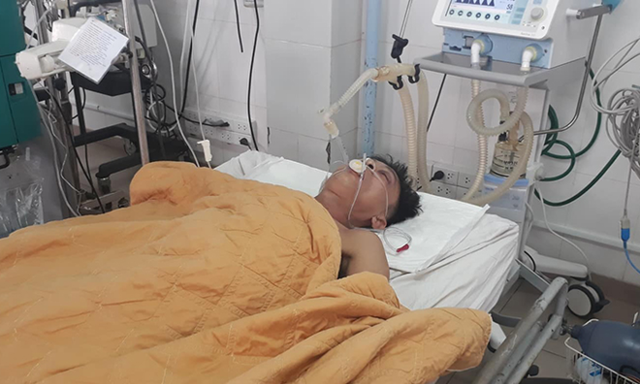 Truyền 15 lon bia vào cơ thể để giải ngộ độc rượu cho người đàn ông Quảng Trị - Ảnh 1. Truyền 15 lon bia vào cơ thể để giải ngộ độc rượu cho người đàn ông Quảng Trị - Ảnh 1.