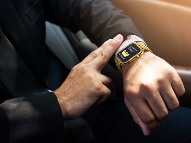 Cần tới 34 người, 80 giờ chế tác để tạo ra chiếc Apple Watch nạm kim cương trị giá 1,7 tỷ này - Ảnh 6.
