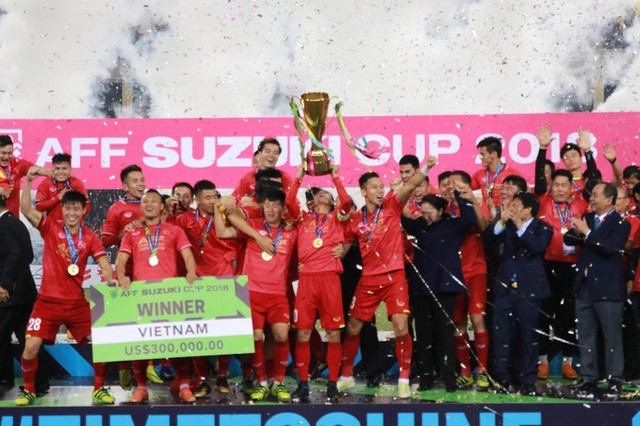 Tiền đạo Malaysia nhận án phạt nặng sau chung kết AFF Cup thua Việt Nam - Ảnh 7.