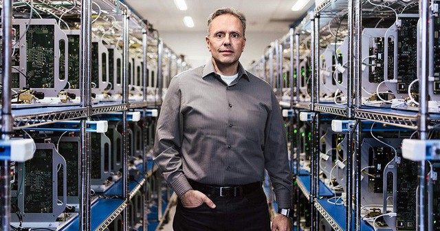 Intel bất ngờ muốn làm “thông gia” với Apple, nhằm cứu vãn mảng kinh doanh chip di động - Ảnh 2.