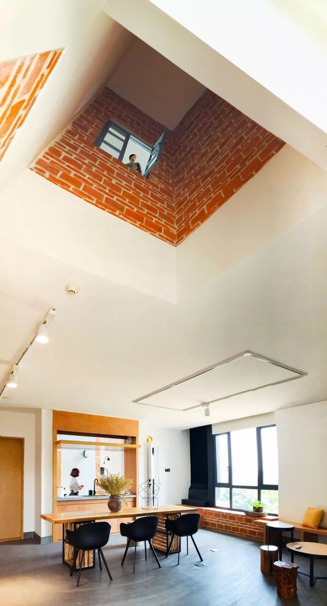 Ngôi nhà độc đáo và ngập tràn tình thân của 6 người bạn chung tiền cải tạo để cùng nhau sống đến già - Ảnh 10. Ngôi nhà độc đáo và ngập tràn tình thân của 6 người bạn chung tiền cải tạo để cùng nhau sống đến già - Ảnh 10.