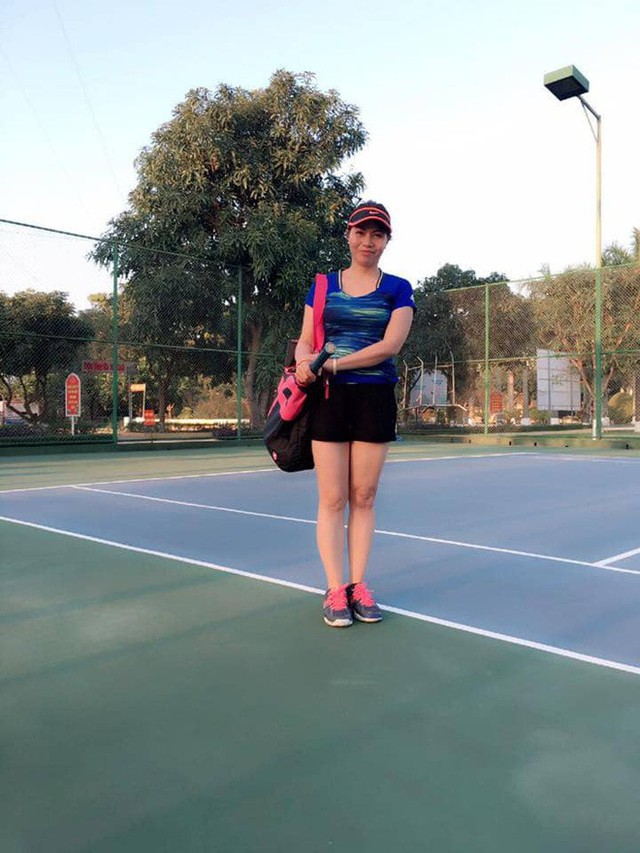 Đang khỏe mạnh bỗng mắc ung thư vú, nữ giảng viên tự kỷ suốt 2 tuần rồi bừng tỉnh để “tấn công ung thư trước khi nó tấn công mình” - Ảnh 5. Đang khỏe mạnh bỗng mắc ung thư vú, nữ giảng viên tự kỷ suốt 2 tuần rồi bừng tỉnh để “tấn công ung thư trước khi nó tấn công mình” - Ảnh 5.