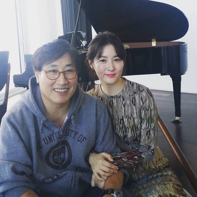 - “Dae Jang Geum” Lee Young Ae: Từ tượng đài nhan sắc Hàn Quốc tới tin đồn là mẹ chồng “búp bê xứ Hàn” Han Chae Young - photo - photo 13 1573457613458387141868 - “Dae Jang Geum” Lee Young Ae: Từ tượng đài nhan sắc Hàn Quốc tới tin đồn là mẹ chồng “búp bê xứ Hàn” Han Chae Young