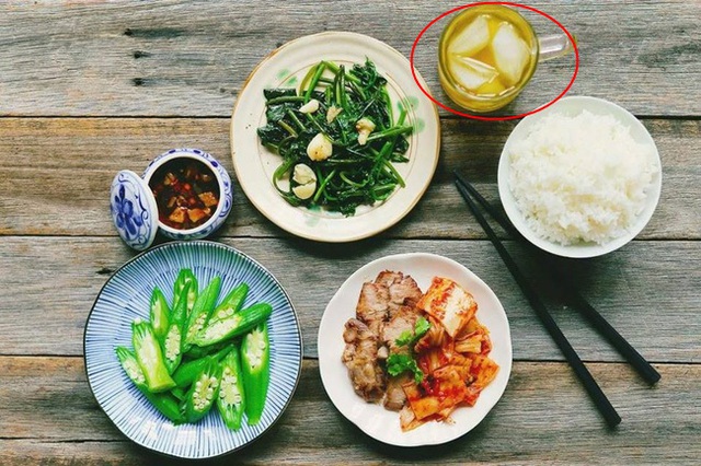 7 thói xấu trong bữa ăn khiến con người chết sớm hơn, điều số 2 các gia đình Việt biết hại nhưng không bỏ được - Ảnh 5. 7 thói xấu trong bữa ăn khiến con người chết sớm hơn, điều số 2 các gia đình Việt biết hại nhưng không bỏ được - Ảnh 5.