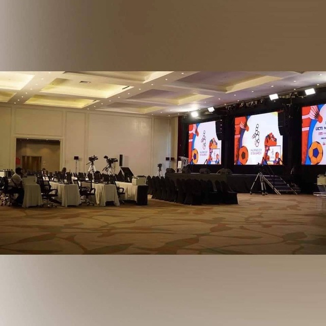 Chủ nhà Philippines tung loạt ảnh long lanh trước lễ khai mạc SEA Games: Nhưng ôi, ngoài đời không giống hình đăng Face! - Ảnh 10.