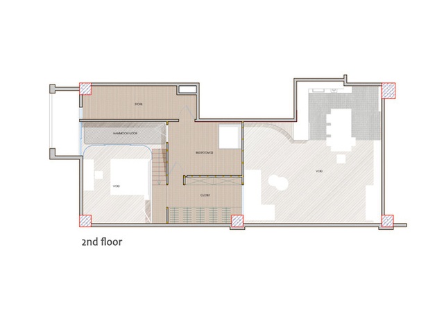 Ngôi nhà 2 tầng mái dốc với trần bằng gỗ ẩn mình trong căn hộ chung cư 103m² ở Hà Nội - Ảnh 2.