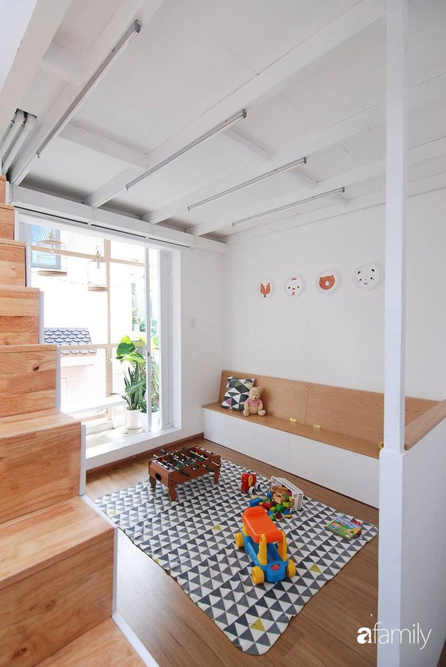 Nhà phố ở Sài Gòn chỉ rộng vỏn vẹn 17m² nhưng đẹp không góc chết sau khi được cải tạo lại - Ảnh 8.