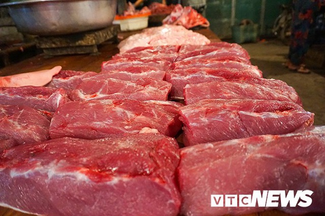 Giá tăng cao chưa từng có, Bộ Công Thương mở cửa cho nhập khẩu thịt lợn - Ảnh 1.