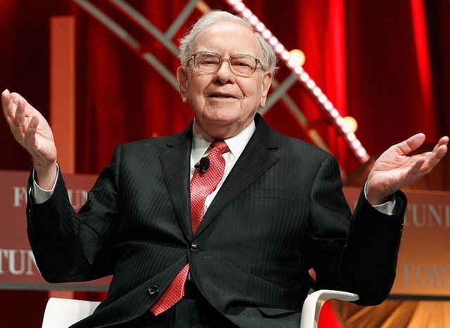 Warren Buffett từng cố “gạ” Bill Gates bỏ 370 triệu đô la mua nhẫn đính hôn từ công ty bán trang sức của ông - Ảnh 2.