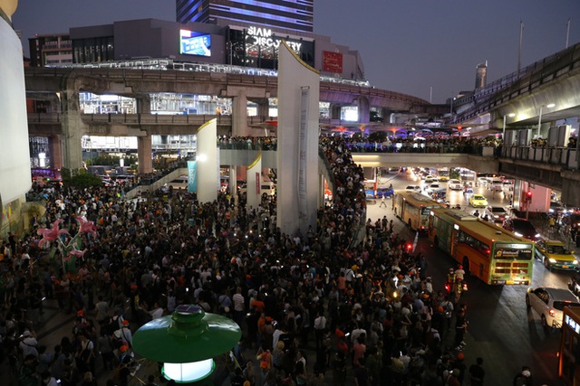  Thái Lan: Biểu tình lớn kỷ lục nổ ra tại thủ đô Bangkok kể từ sau cuộc đảo chính năm 2014 - Ảnh 8.