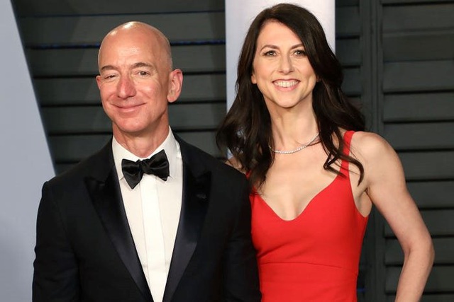 10 năm Jeff Bezos, ông trùm đế chế Amazon: Sự nghiệp, tình ái, đầu hói và vinh quang - Ảnh 17.