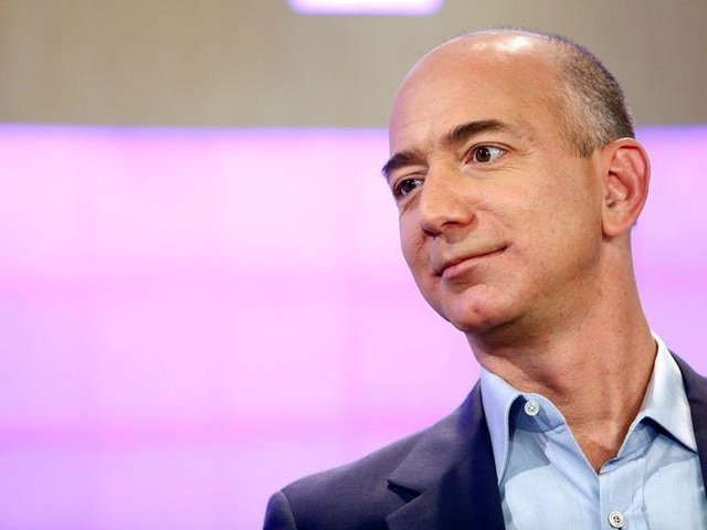 10 năm Jeff Bezos, ông trùm đế chế Amazon: Sự nghiệp, tình ái, đầu hói và vinh quang - Ảnh 3. 10 năm Jeff Bezos, ông trùm đế chế Amazon: Sự nghiệp, tình ái, đầu hói và vinh quang - Ảnh 3.