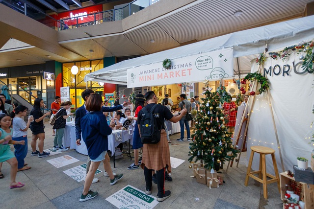 Đi hội chợ Giáng Sinh… giữa “rừng” - phép màu nhỏ trong mùa lễ hội cuối năm từ Morico - Ảnh 8.