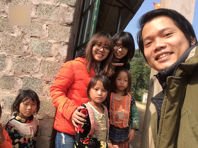 Chàng trai Hà Nội nhặt ve chai, xây trường, nuôi ăn cho trẻ vùng cao - Ảnh 3.