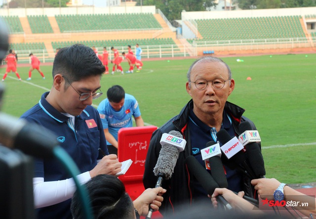  Trợ lý Lê Huy Khoa bất ngờ xin nghỉ trước thềm VCK U23 Châu Á - Ảnh 1.