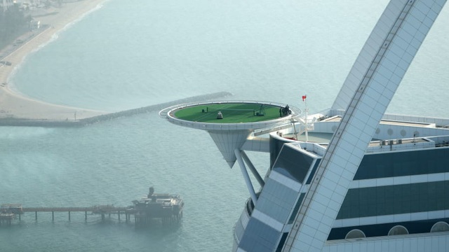 Cuộc sống xa xỉ của giới giàu Dubai - Ảnh 5. Cuộc sống xa xỉ của giới giàu Dubai - Ảnh 5.