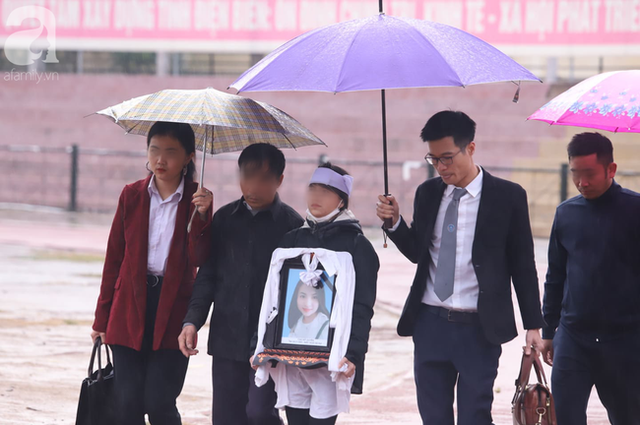 Tuyên án đối với Bùi Văn Công và đồng bọn vụ nữ sinh giao gà bị hiếp dâm, sát hại ở Điện Biên: Đề nghị tử hình 6 bị cáo - Ảnh 13.