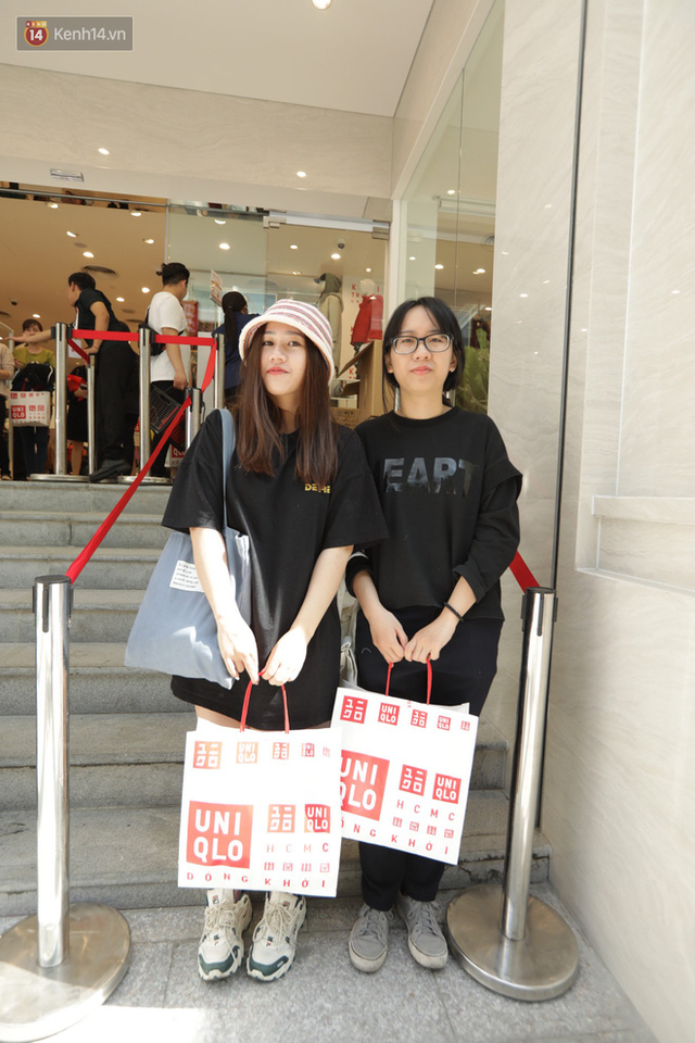 UNIQLO Đồng Khởi chính thức mở cửa, khách trung niên mua ác nhất - Ảnh 23.