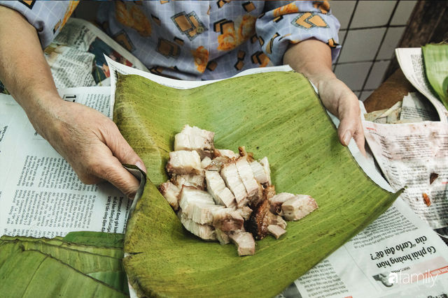 Bí mật thành công của hàng thịt quay lâu đời nhất Hà Nội, hơn 50 năm vẫn khiến khách xếp hàng dài như trẩy hội mỗi chiều - Ảnh 23.
