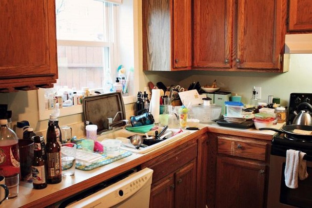 10 thói quen nhà bếp vô tình khiến cả gia đình bệnh tật triền miên - Ảnh 1.